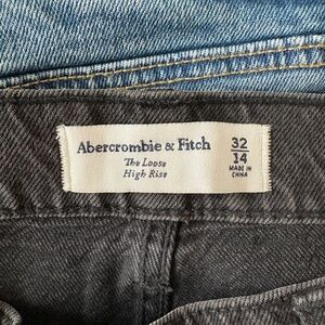 Abercrombie & Fitch High Rise Loose Jean